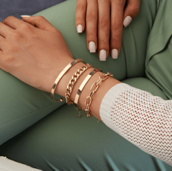 Best Jewelry Coupon Codes for Luxury Pieces | LiveOffCoupon